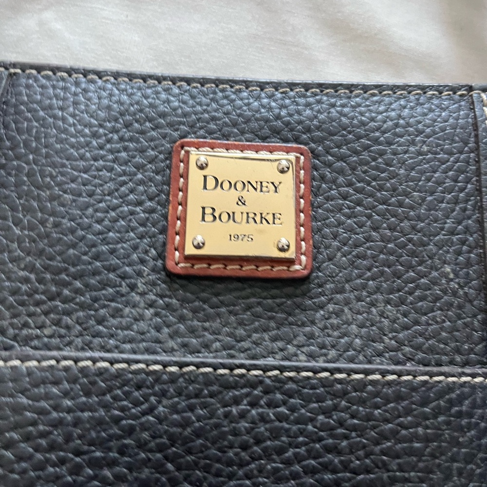 Dooney & Bourke Black Leather Lexington tote bag